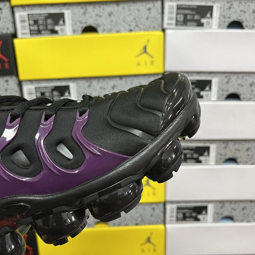 나이키 [OT] 에어 베이퍼맥스 플러스 924453-021 201567 Nike Air VaporMax Plus Black Noble Red 상세 이미지 6