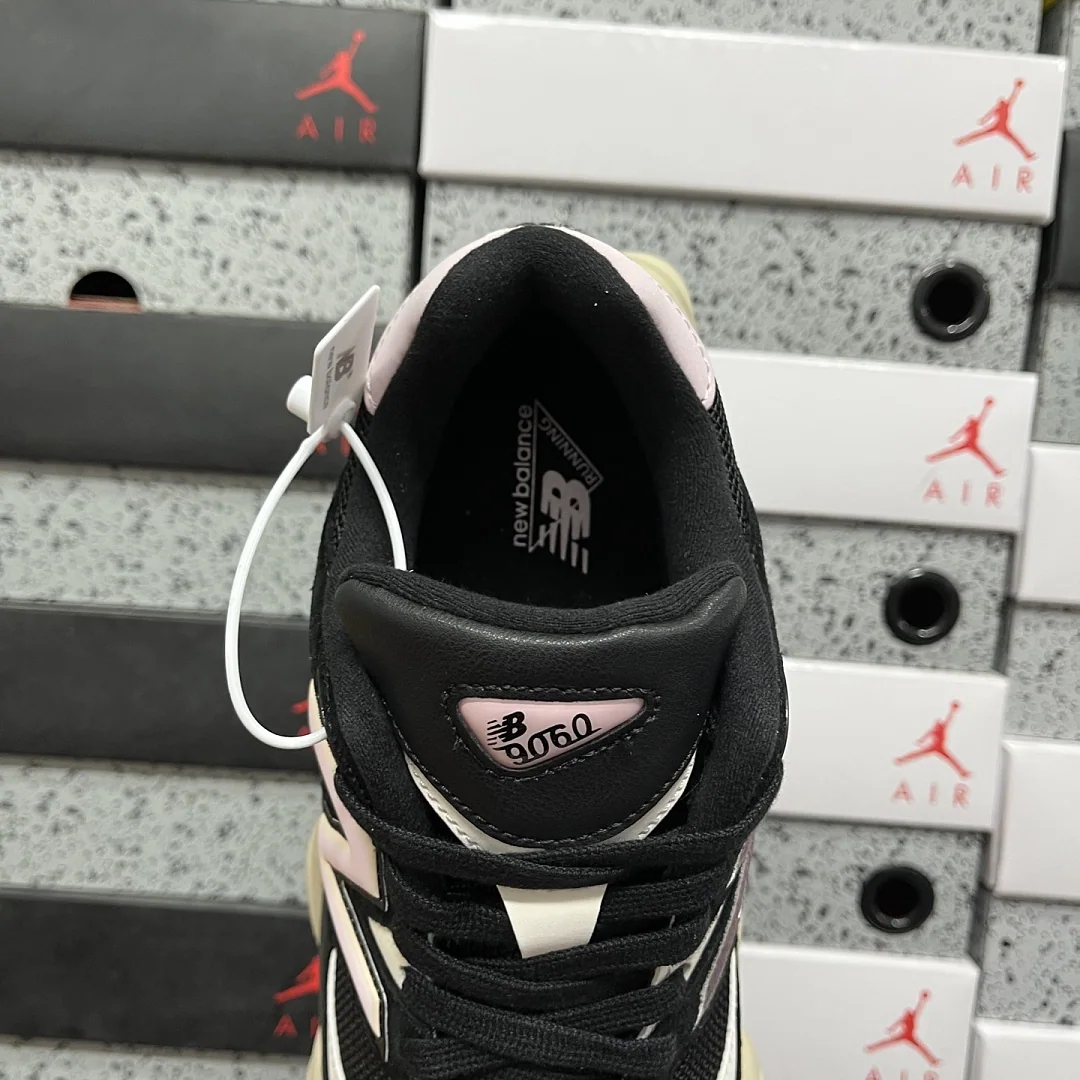 뉴발란스 [C] 9060 U9060JBR 202222 New Balance 9060 상세 이미지 4