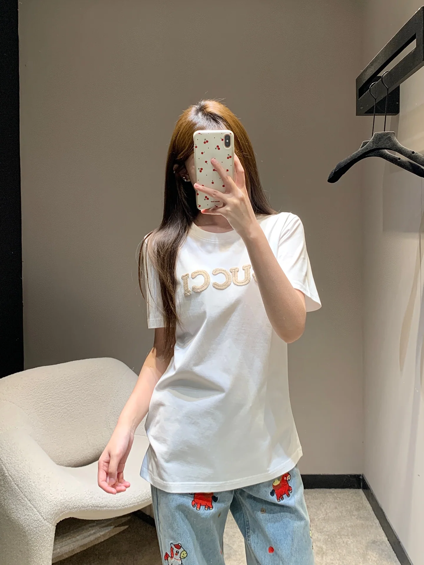 구찌 레터 타월 자수 크루넥 반팔 티셔츠 26 SS 상세 이미지 3