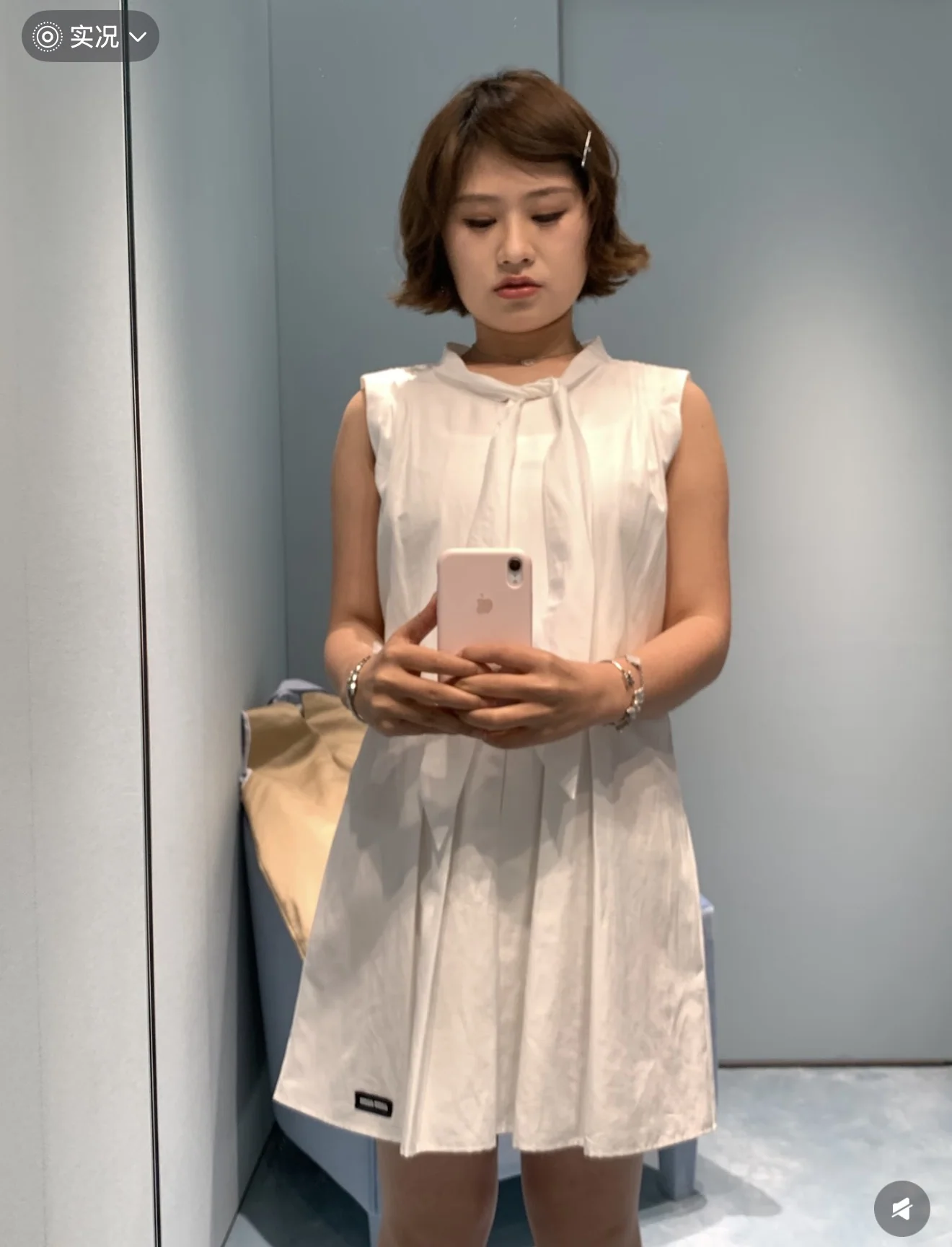 미우미우 린넨 V넥 리본 여성 원피스 상세 이미지 1