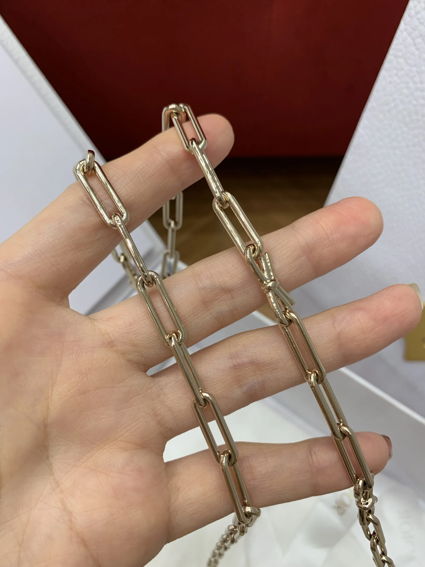 디올 카멜 베이지 투톤 시프스킨 가방 상세 이미지 4