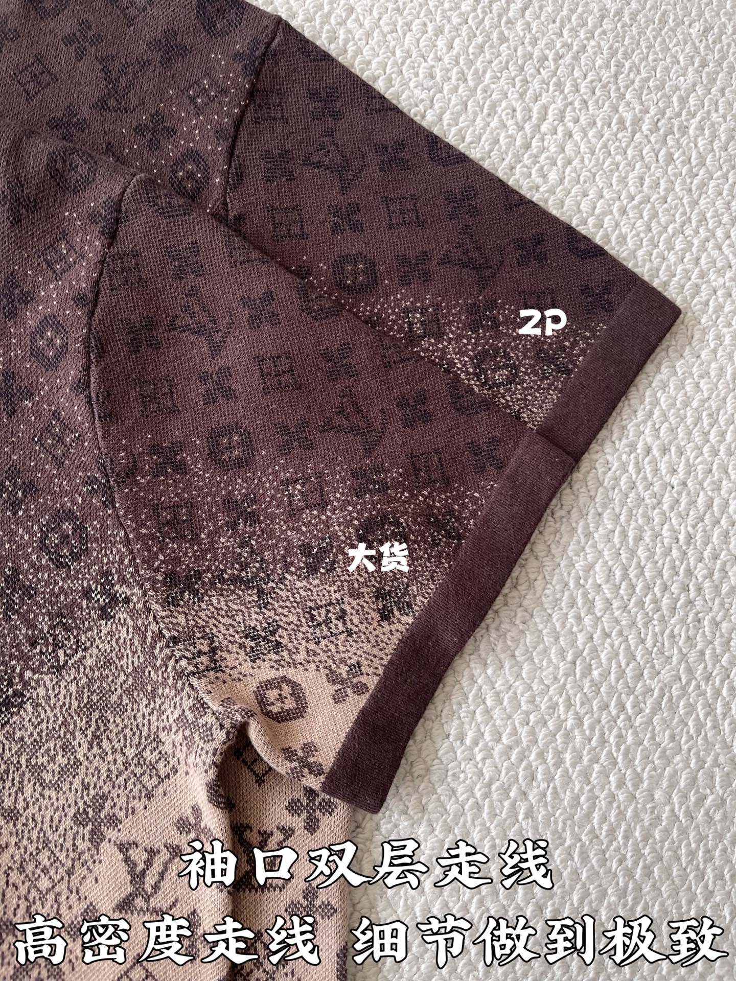 루이비통 자카드 여성 반팔 크루넥 셔츠 상세 이미지 6