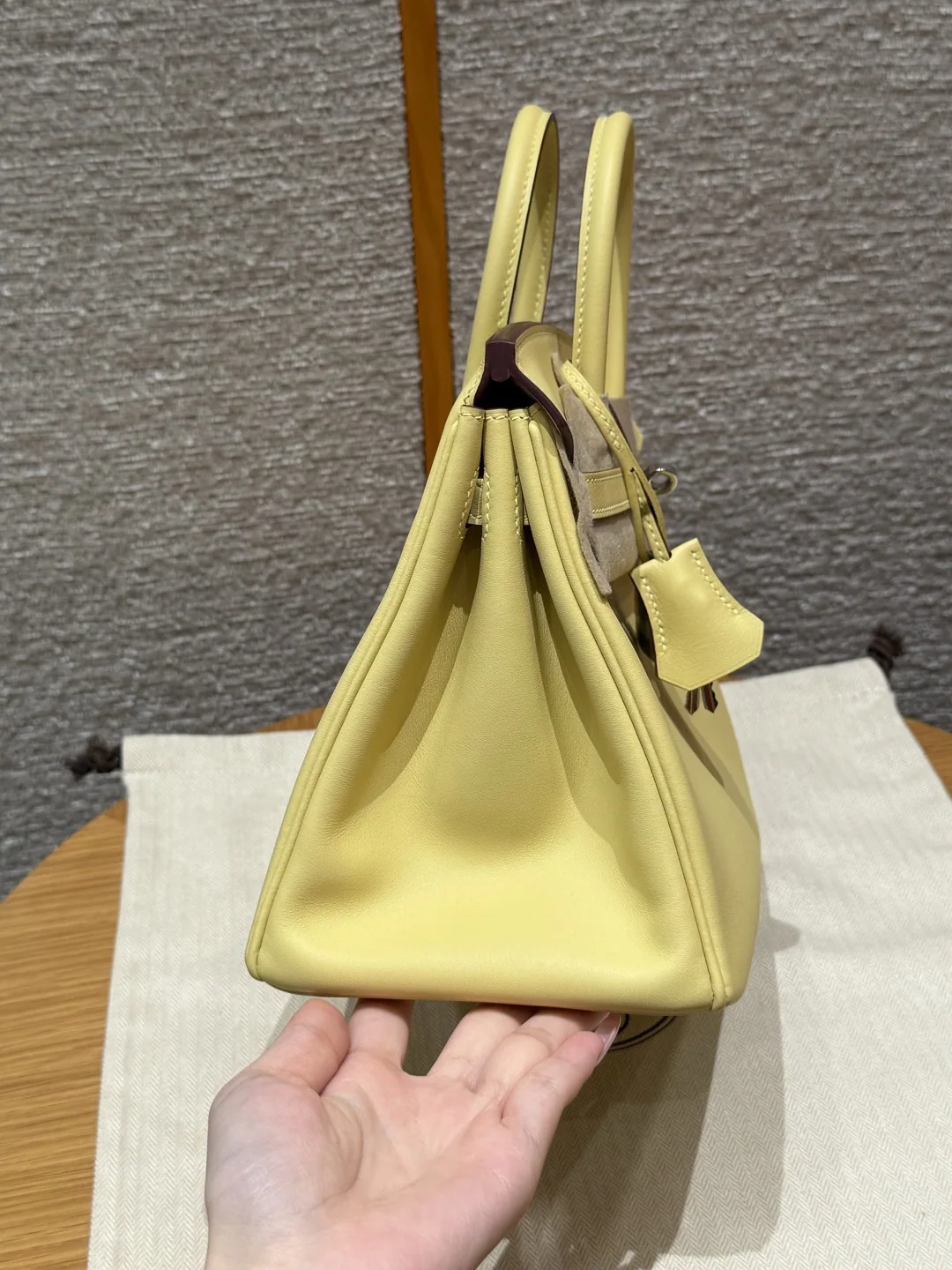 에르메스 버킨 25 cm 소가죽 가방 상세 이미지 3