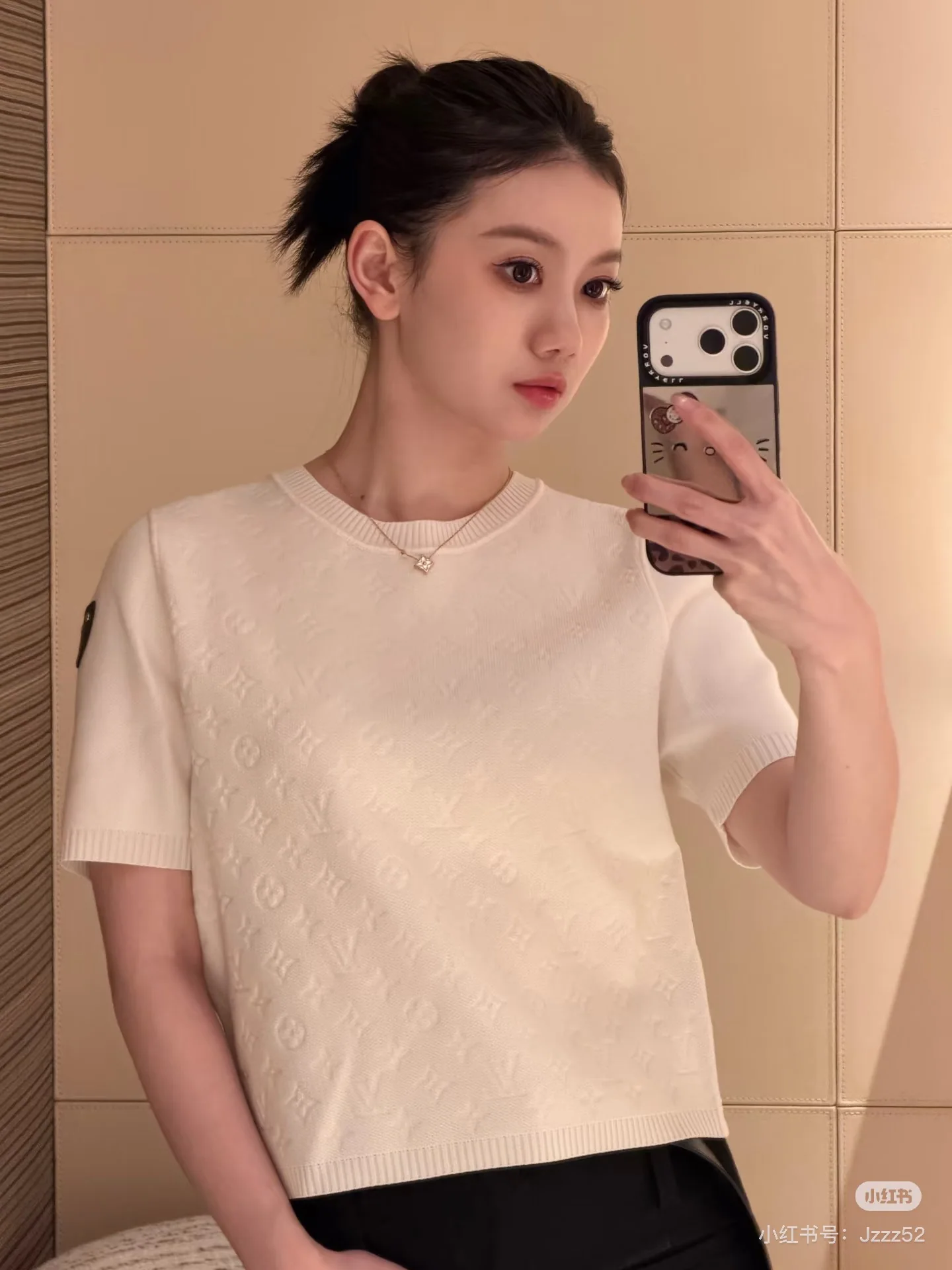 루이비통 LV 모노그램 자카드 여성 반팔 티셔츠 상세 이미지 1