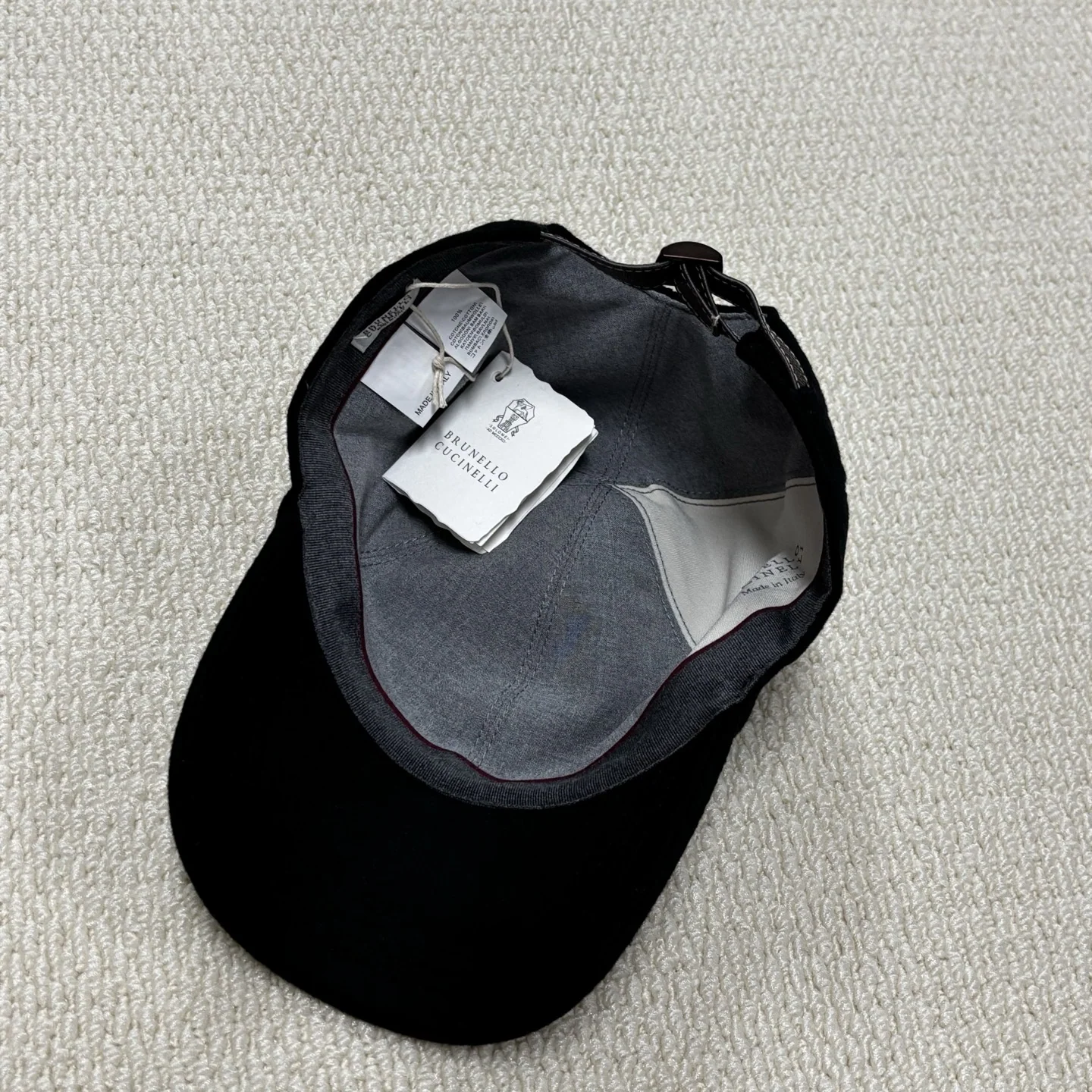 브루넬로쿠치넬리 가죽 버클 조절 야구모자 상세 이미지 5