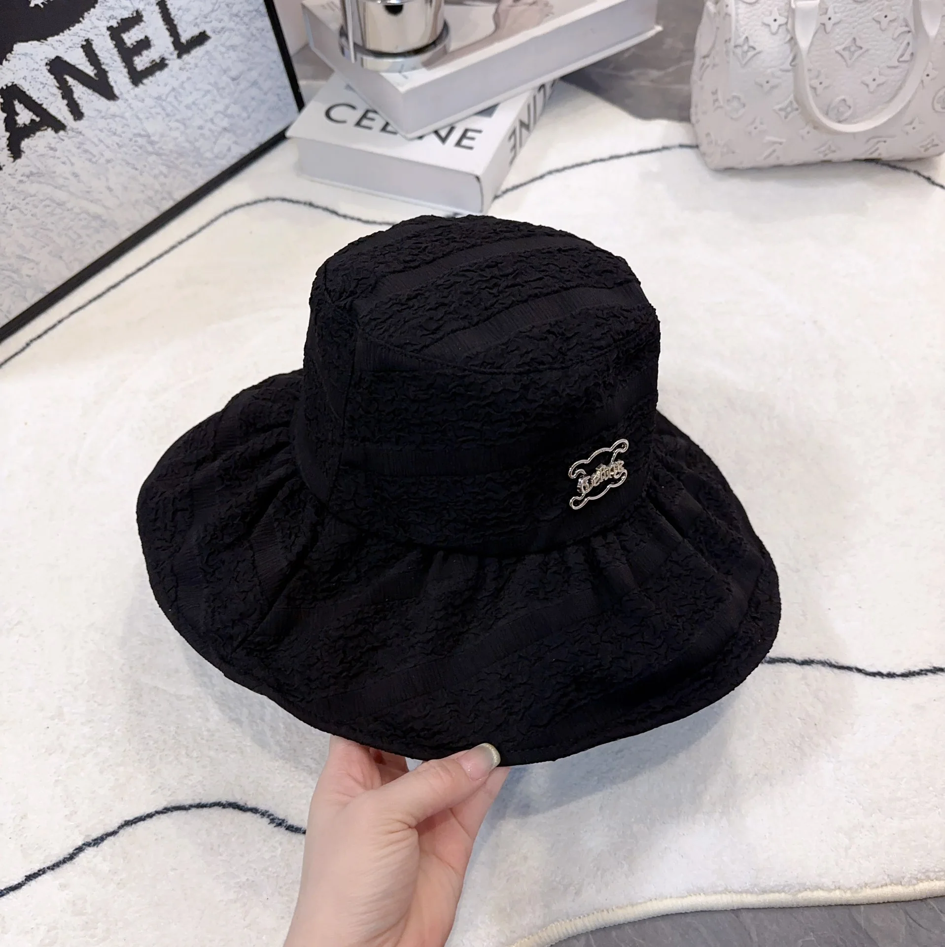 셀린느 린넨 버킷 햇 모자 상세 이미지 7