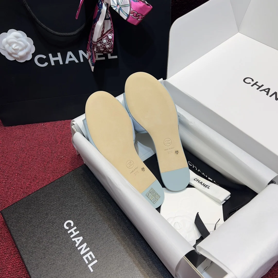 샤넬 더블 C 진주 큐빅 버클 램스킨 슬리퍼 상세 이미지 9