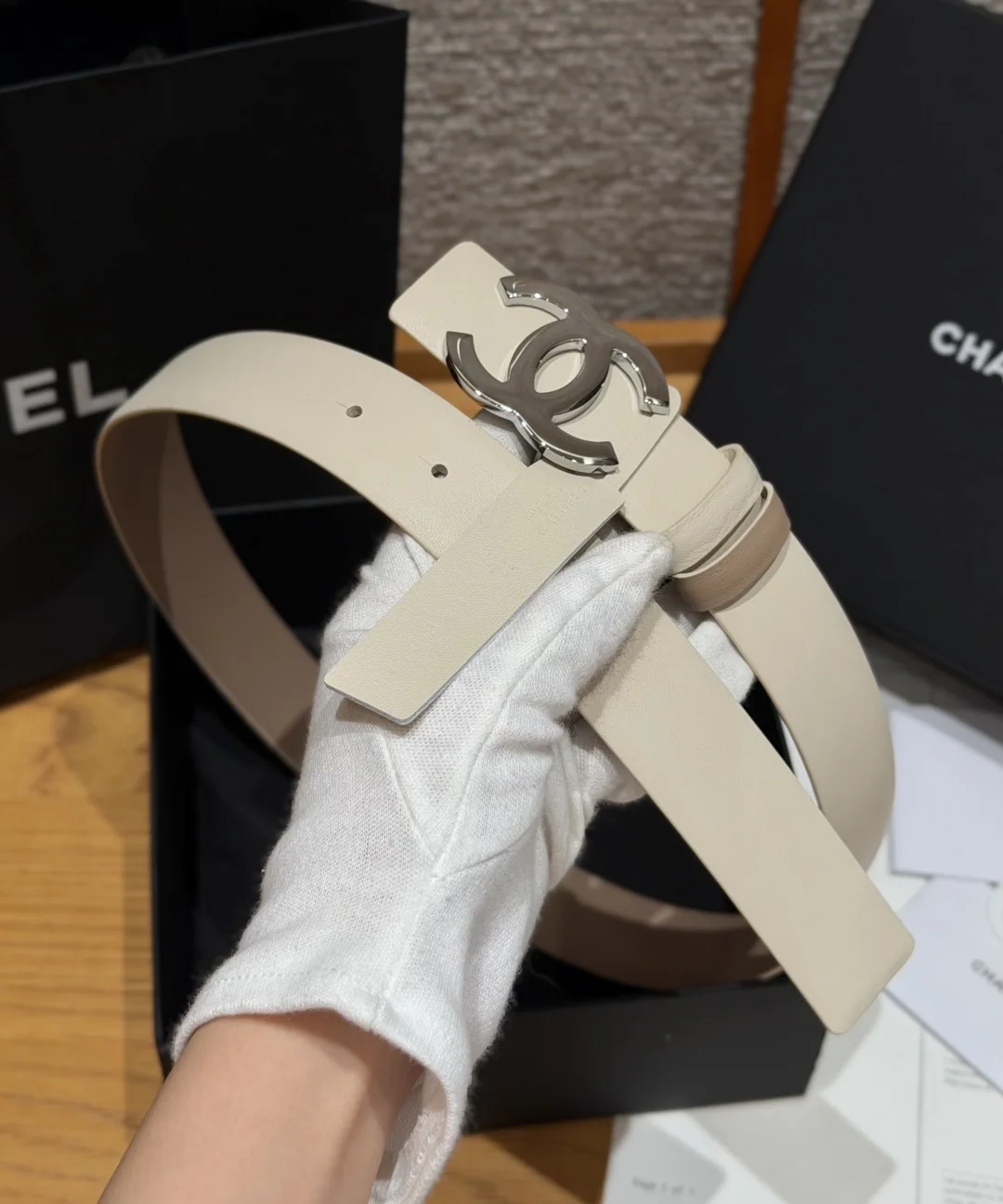 샤넬 리버시블 카프스킨 더블 C 버클 벨트 상세 이미지 5