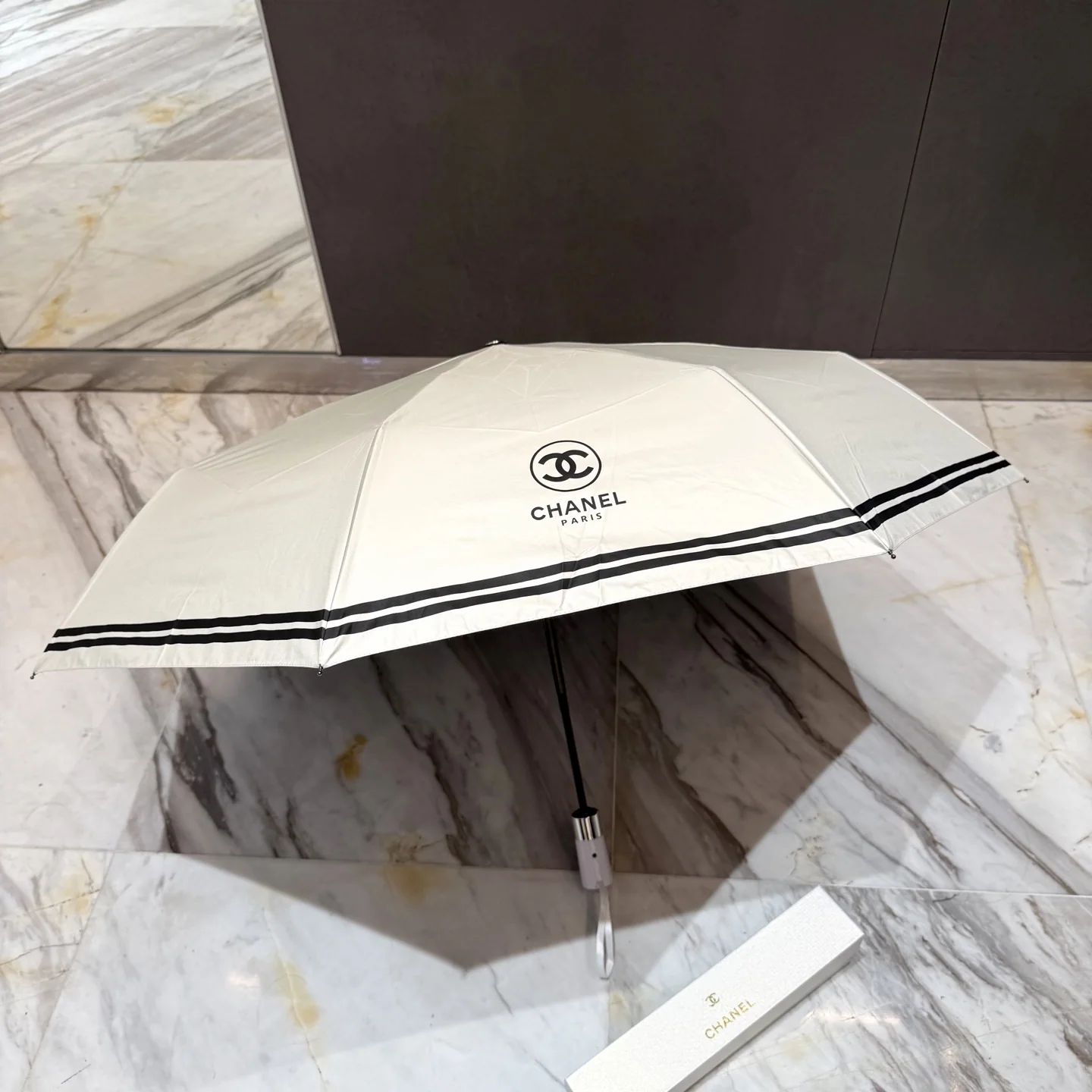 샤넬 우산 85336 Chanel Umbrella 상세 이미지 8