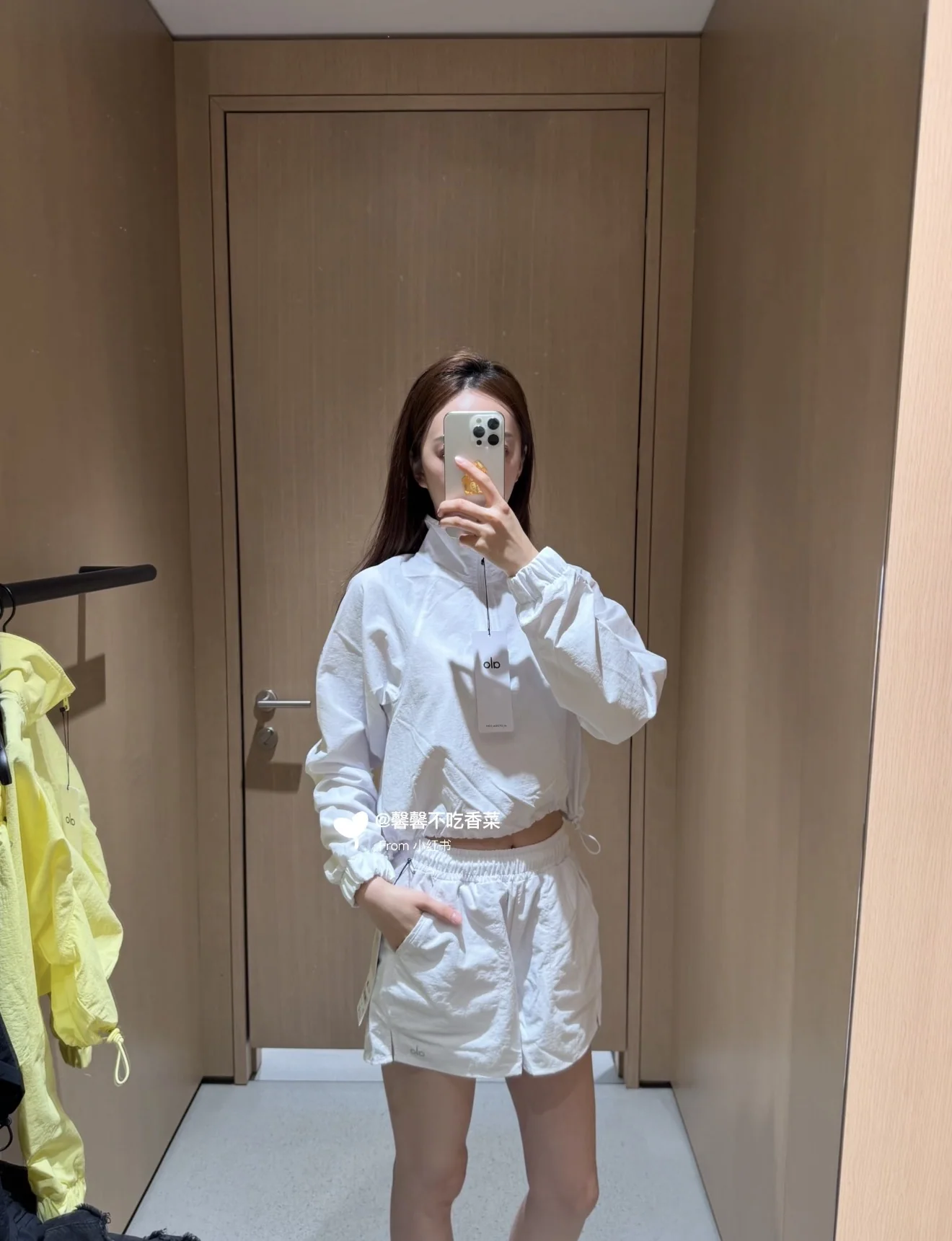 알로 써니 스포츠 지퍼 풀오버 & 반바지 세트 상세 이미지 9