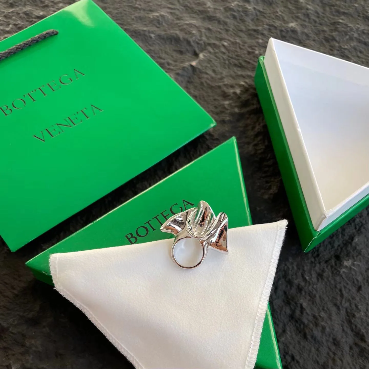 보테가베네타 반지 65366 Bottega Veneta Ring 상세 이미지 2