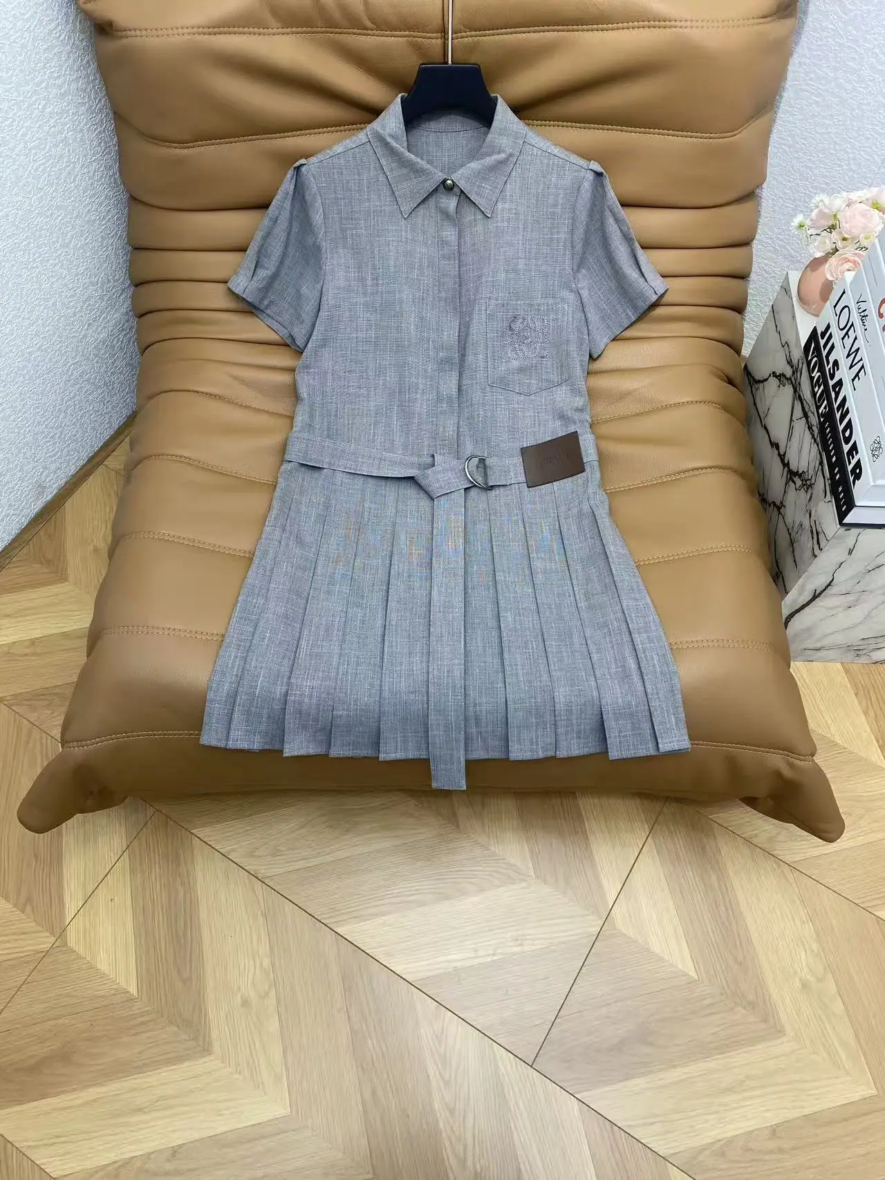 로에베 가죽 벨트 플리츠 헴 여성 원피스 상세 이미지 7