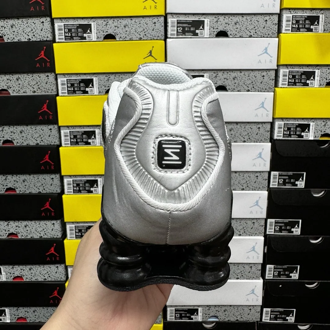 나이키 [BD] 샥스 TL HQ4049-001 201882 Nike Shox TL Metallic Silver Wolf Grey 상세 이미지 7