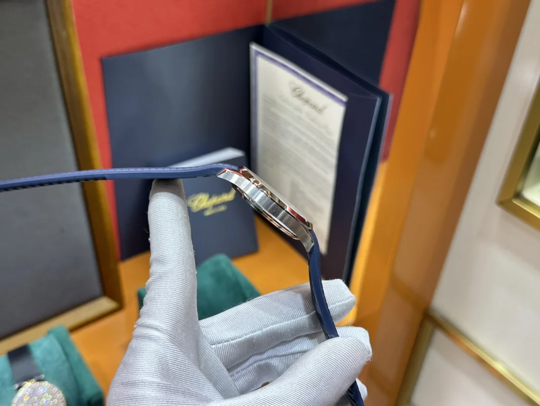 파텍필립 아쿠아넛 5168 G 자동 남성 시계 5168 G 상세 이미지 5