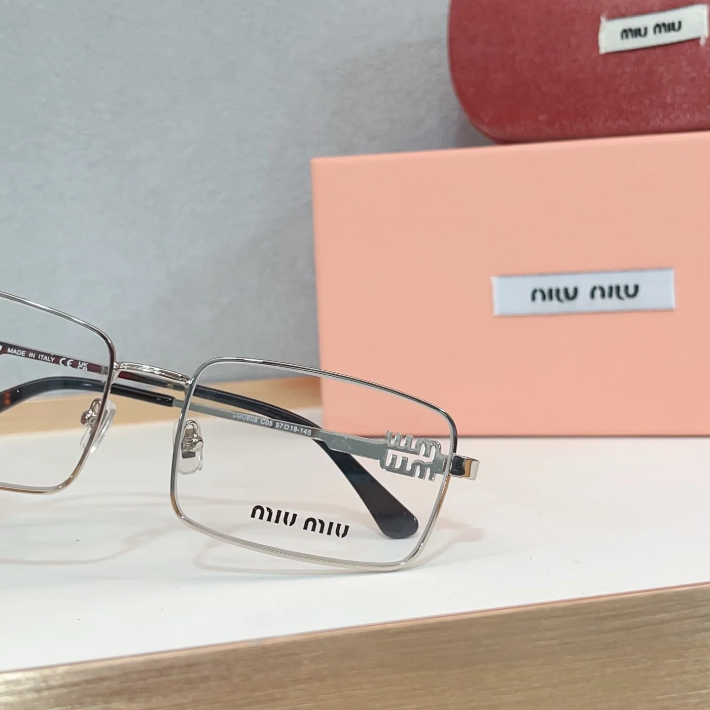 미우미우 SMU808 선글라스 상세 이미지 3