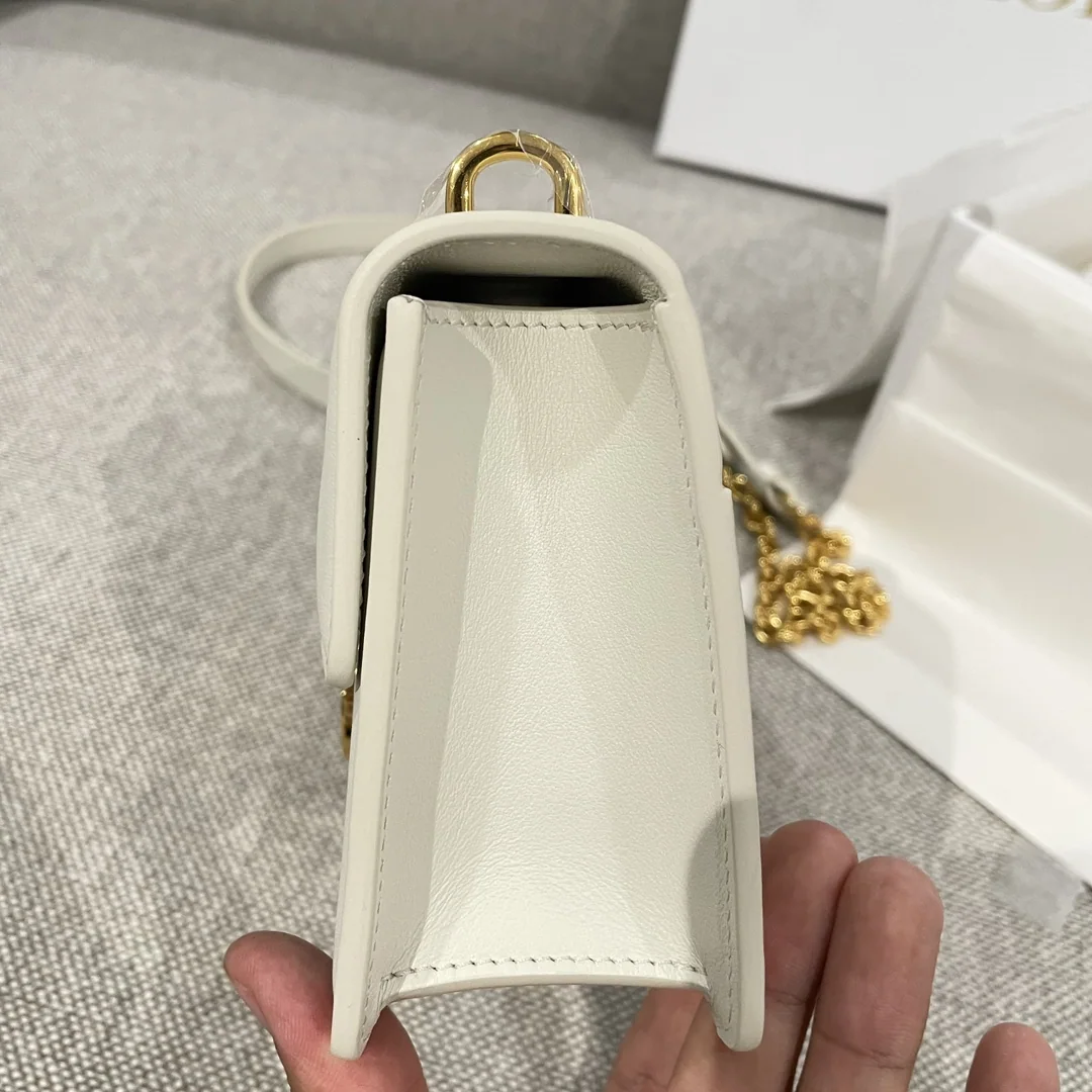 디올 몽테뉴 스몰 체인 가방 상세 이미지 8