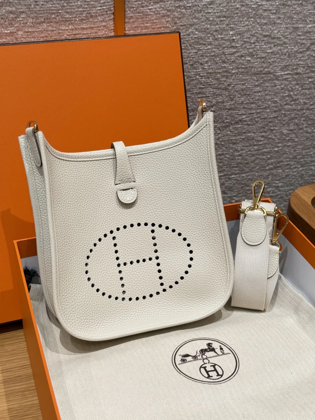 에르메스 에블린 가방 144378