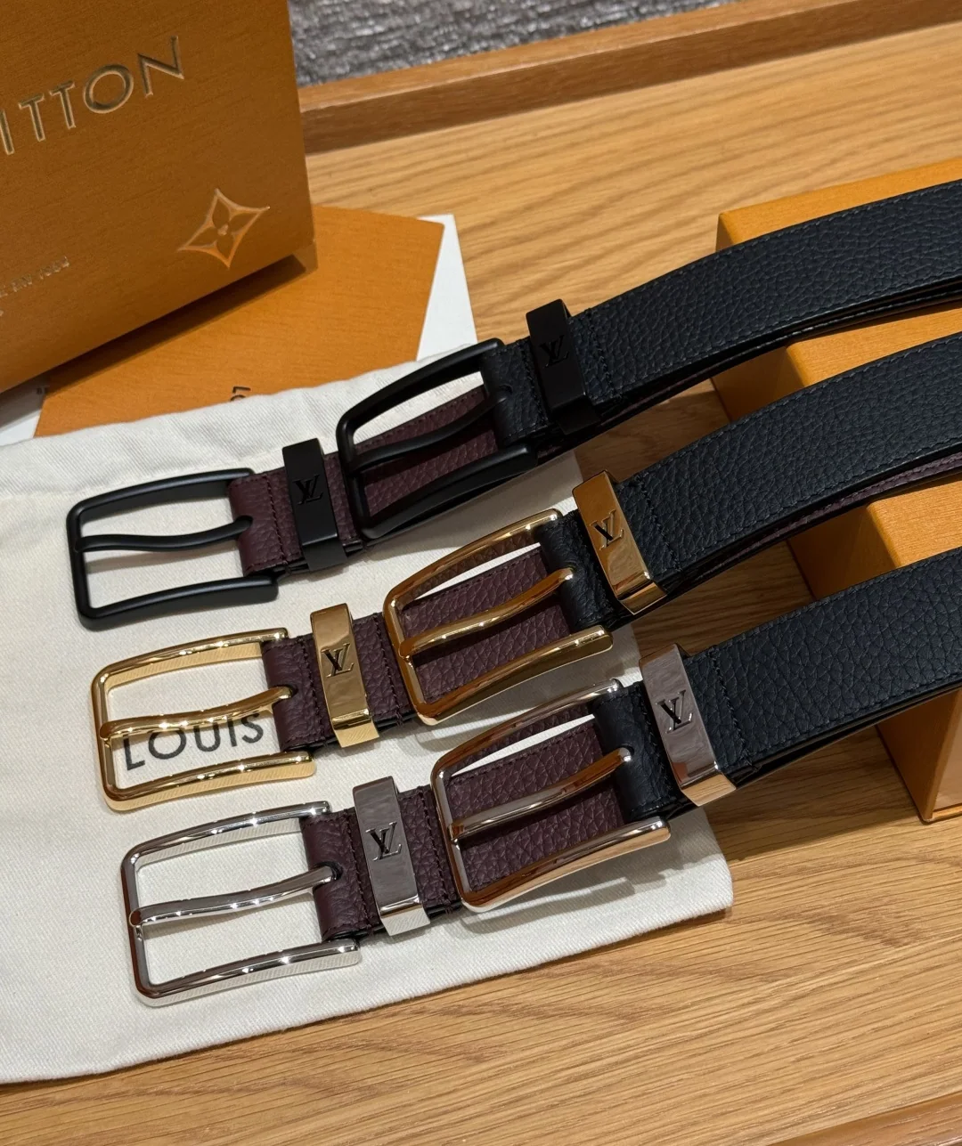 루이비통 포누프 35mm 가죽 벨트 상세 이미지 7