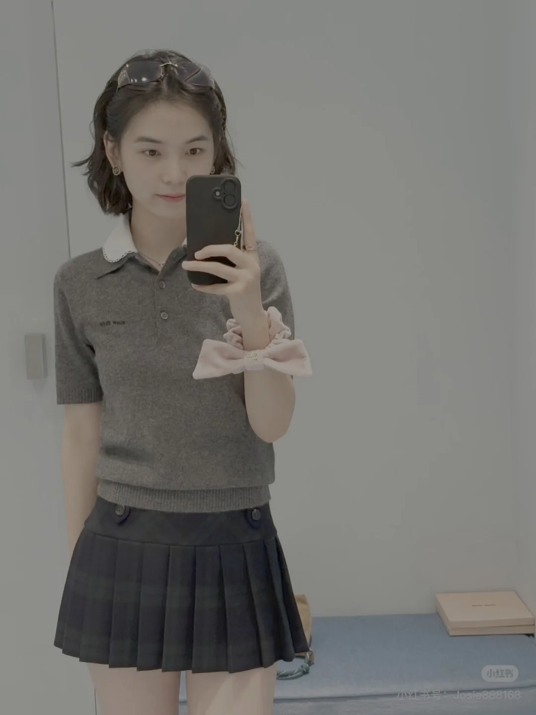 미우미우 탈착 레이스 카라 캐시미어 반팔 니트 상세 이미지 7
