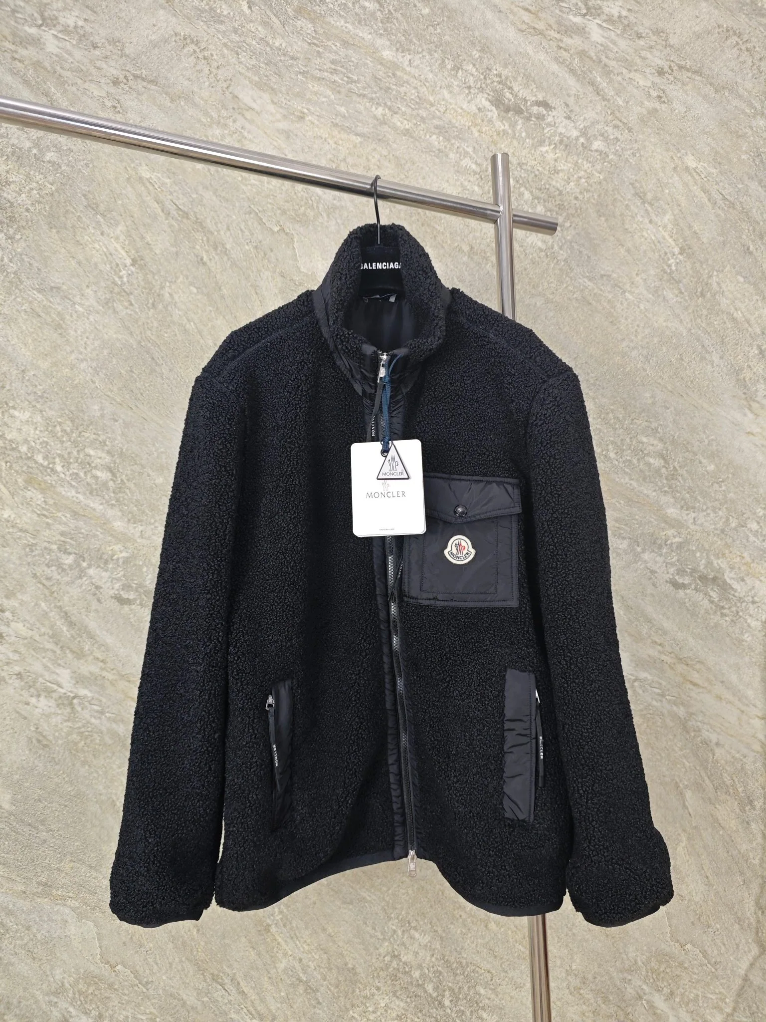 몽클레어 테디 집업 스웨트셔츠 포켓 블랙 - 25FW 158192