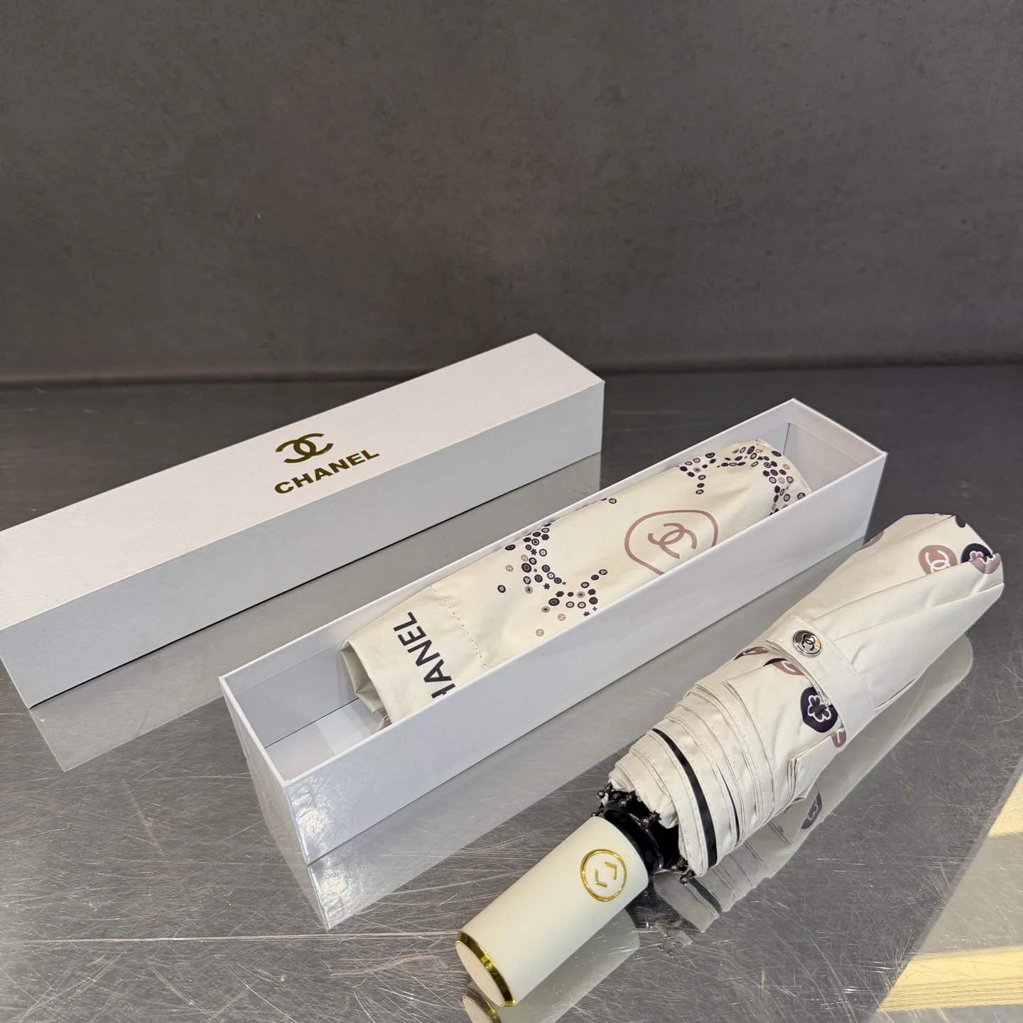 샤넬 우산 85367 Chanel Umbrella 상세 이미지 2