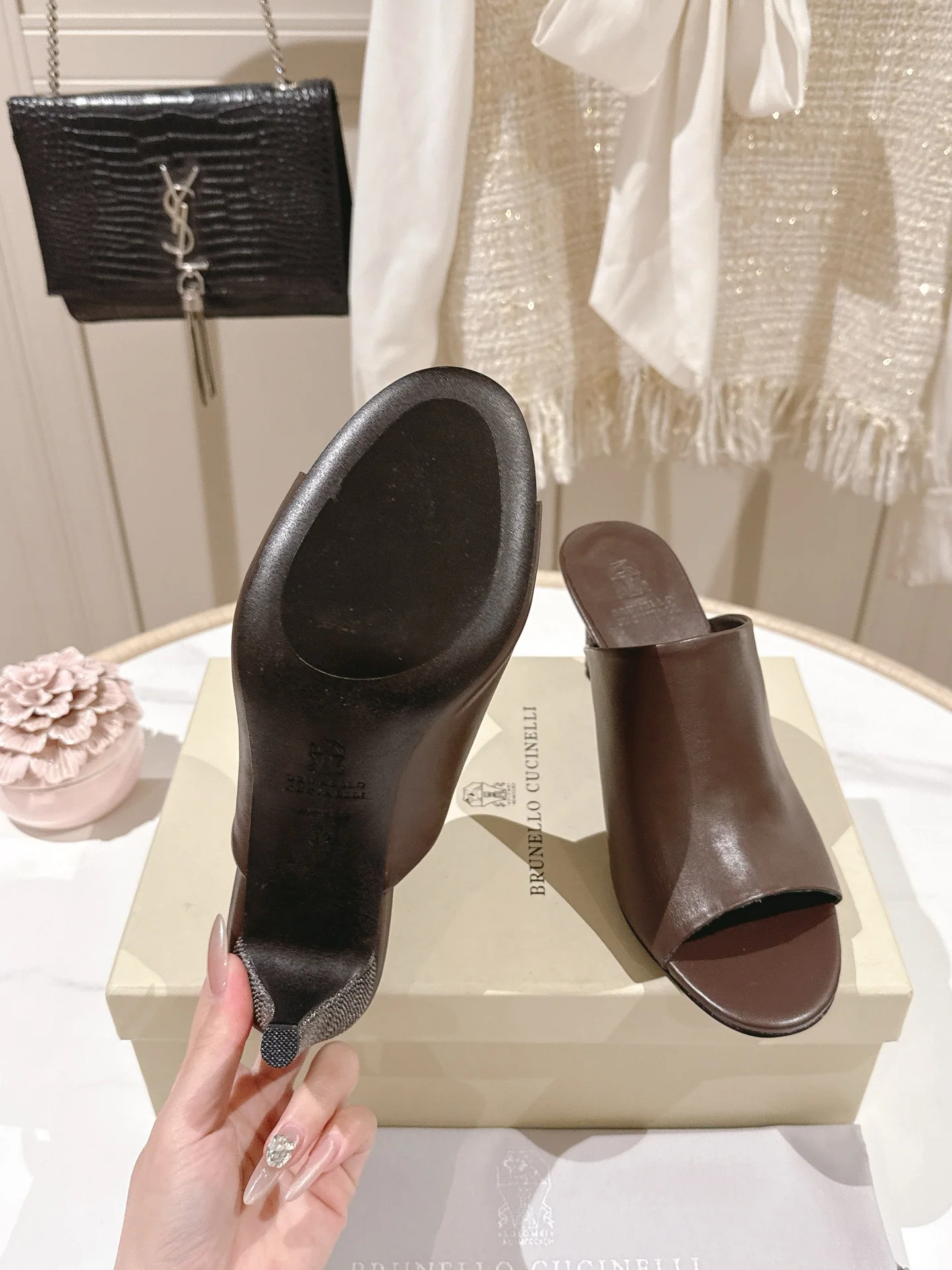 브루넬로쿠치넬리 신발 상세 이미지 9