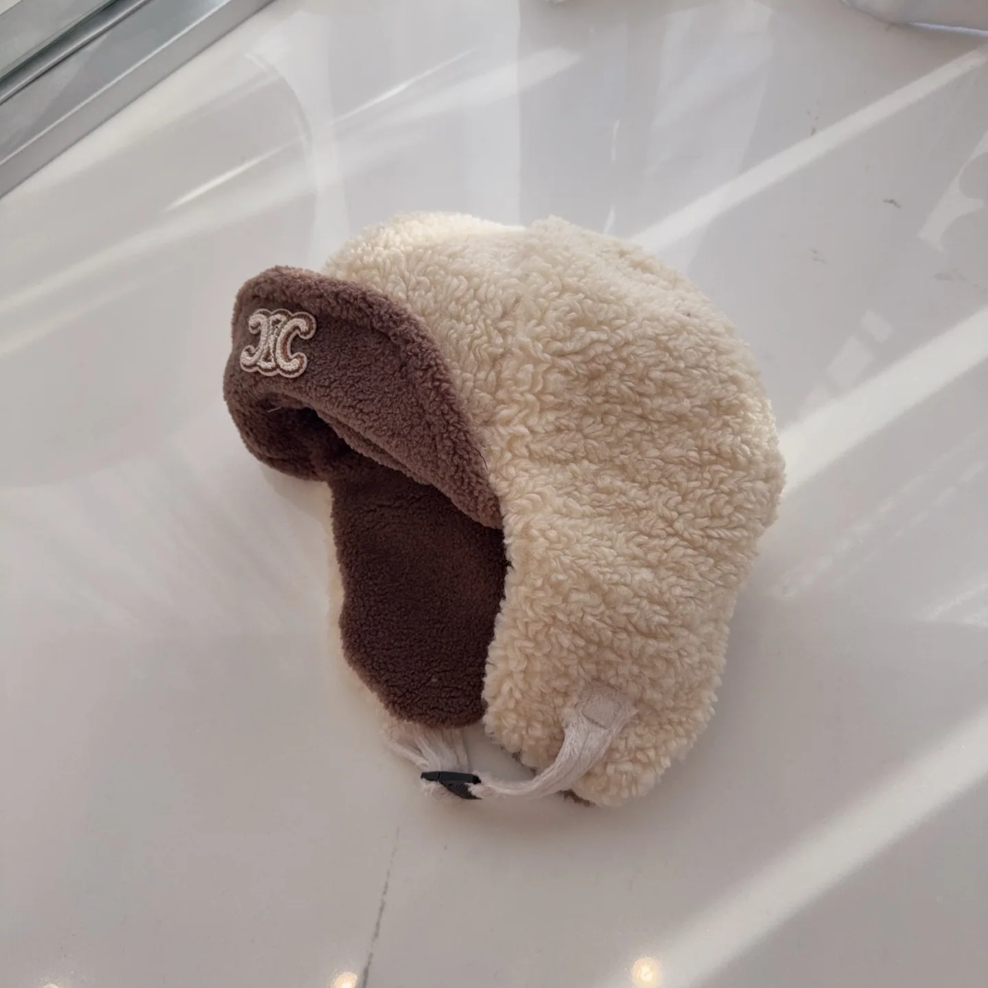 셀린느 컬러 블록 램울 이어머프 모자 상세 이미지 2