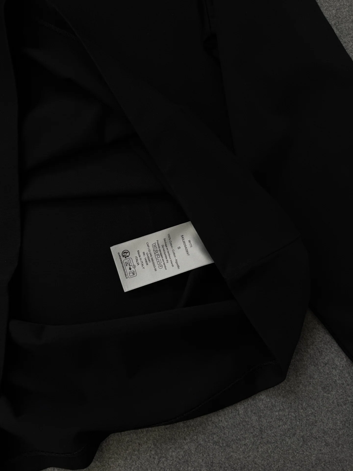디올 여성 루즈핏 긴팔 코튼 티셔츠 상세 이미지 6