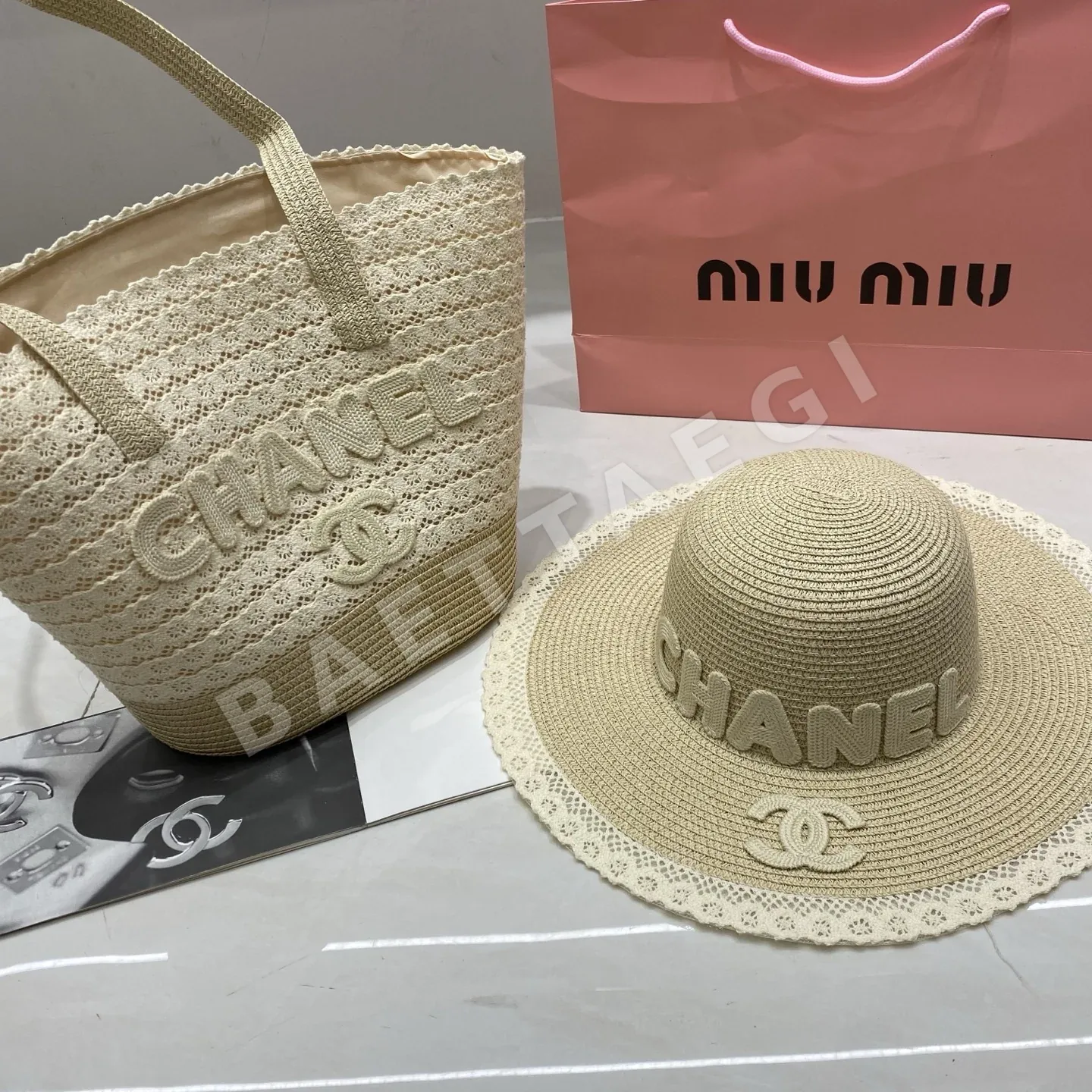 샤넬 레이스 수트 모자 상세 이미지 3