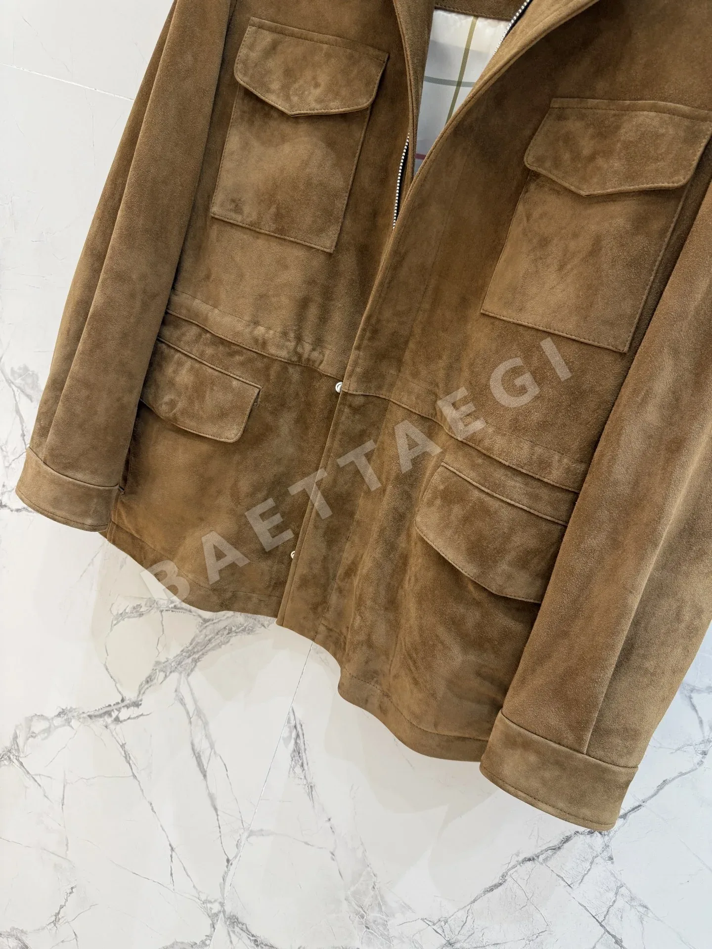 로로피아나 양가죽 스웨이드 크루넥 여성 자켓 상세 이미지 5