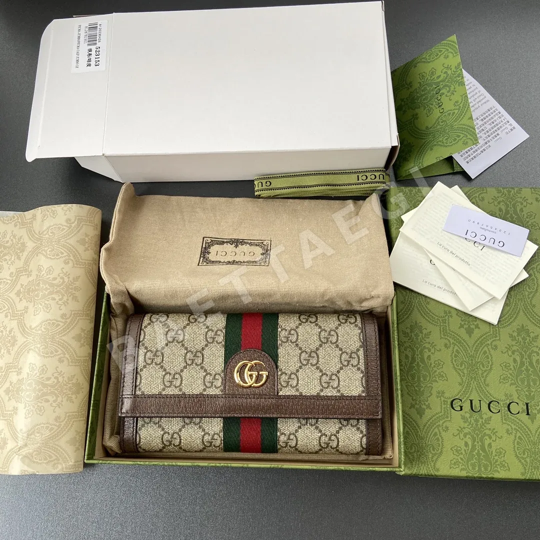 구찌 지갑 24080