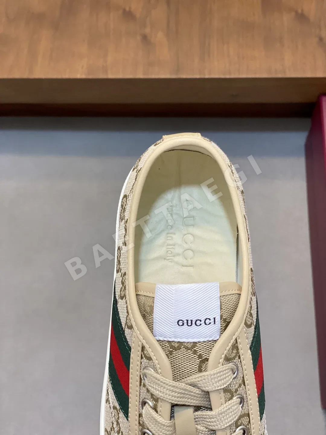 구찌 스니커즈 가죽 브랜드 로고 원단 상세 이미지 7