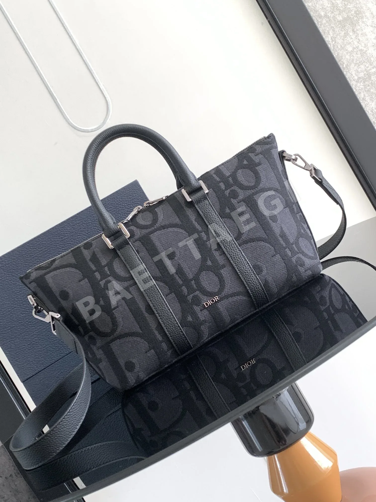 디올 오블리크 위크엔더 토트 가방 상세 이미지 1