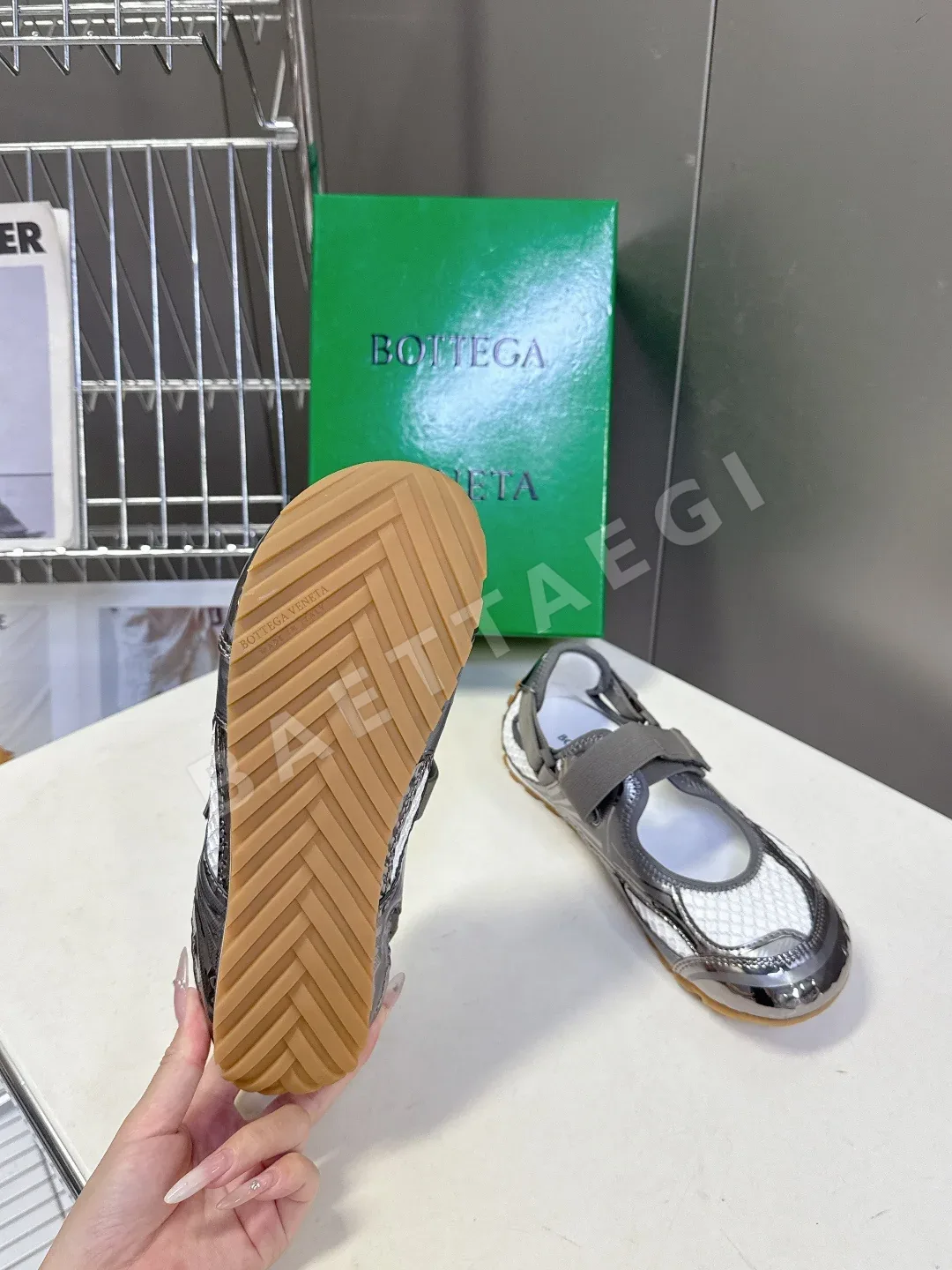 보테가베네타 나일론 스웨이드 메리제인 상세 이미지 9
