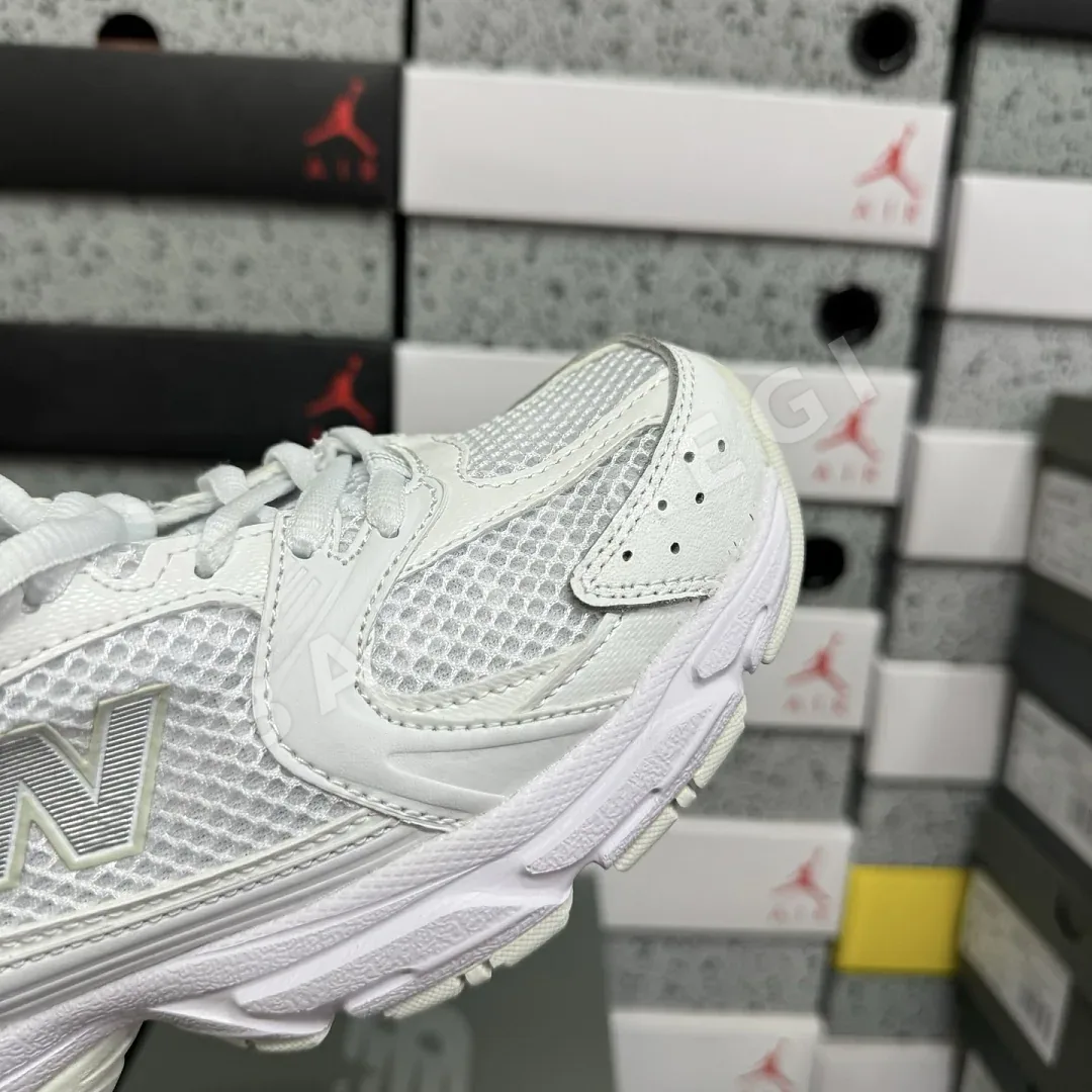 뉴발란스 [WZ] 530 MR530FW1 202048 New Balance 530 White Silver 상세 이미지 8