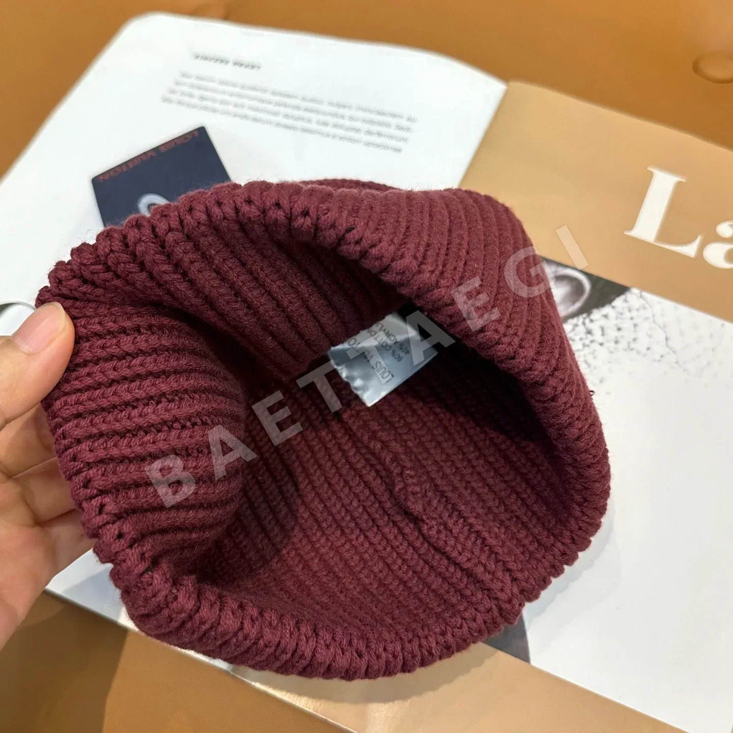 루이비통 LV 로고 자수 니트 비니 모자 상세 이미지 3