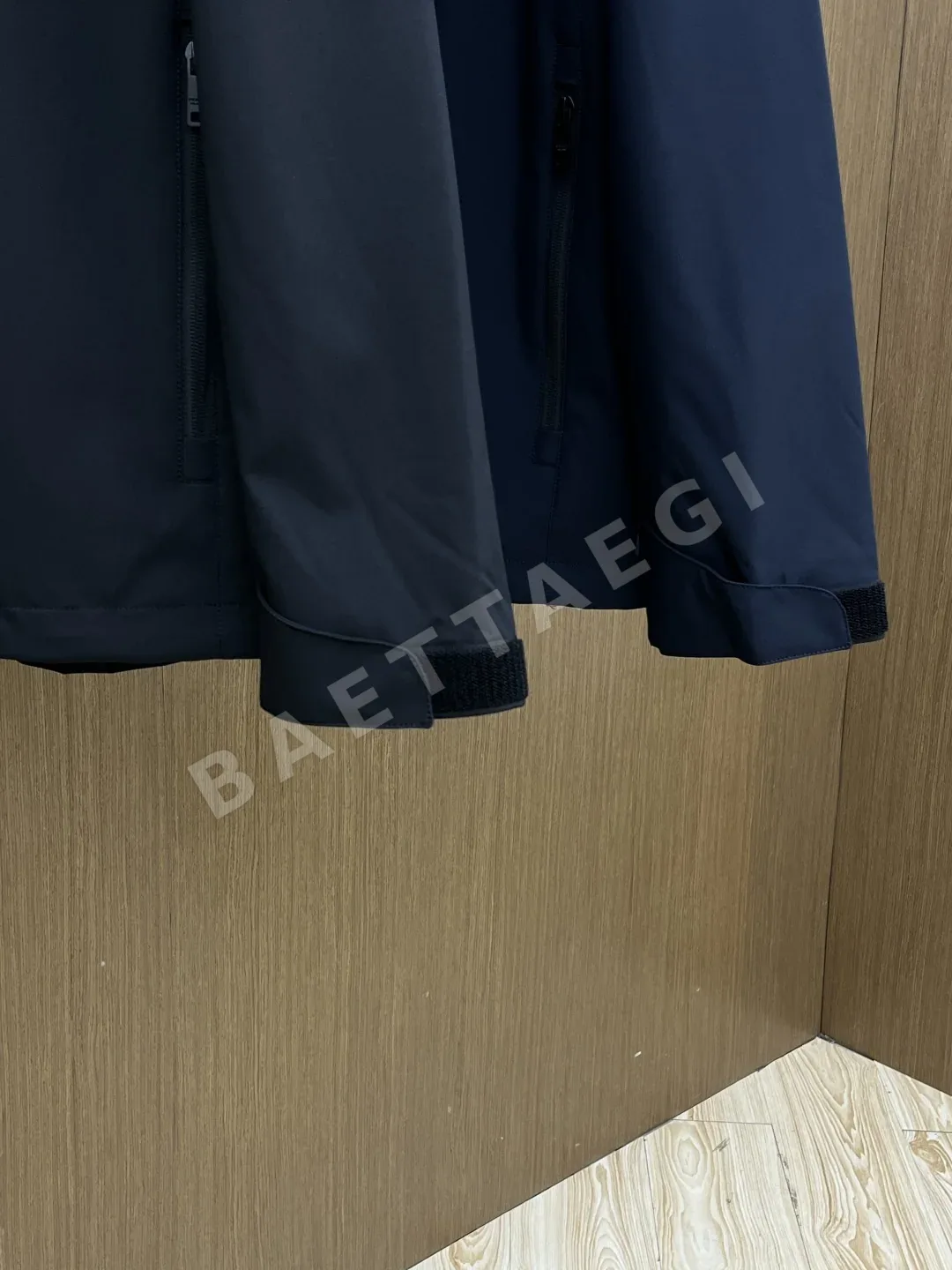 프라다 후드 캐주얼 남성 자켓 상세 이미지 6