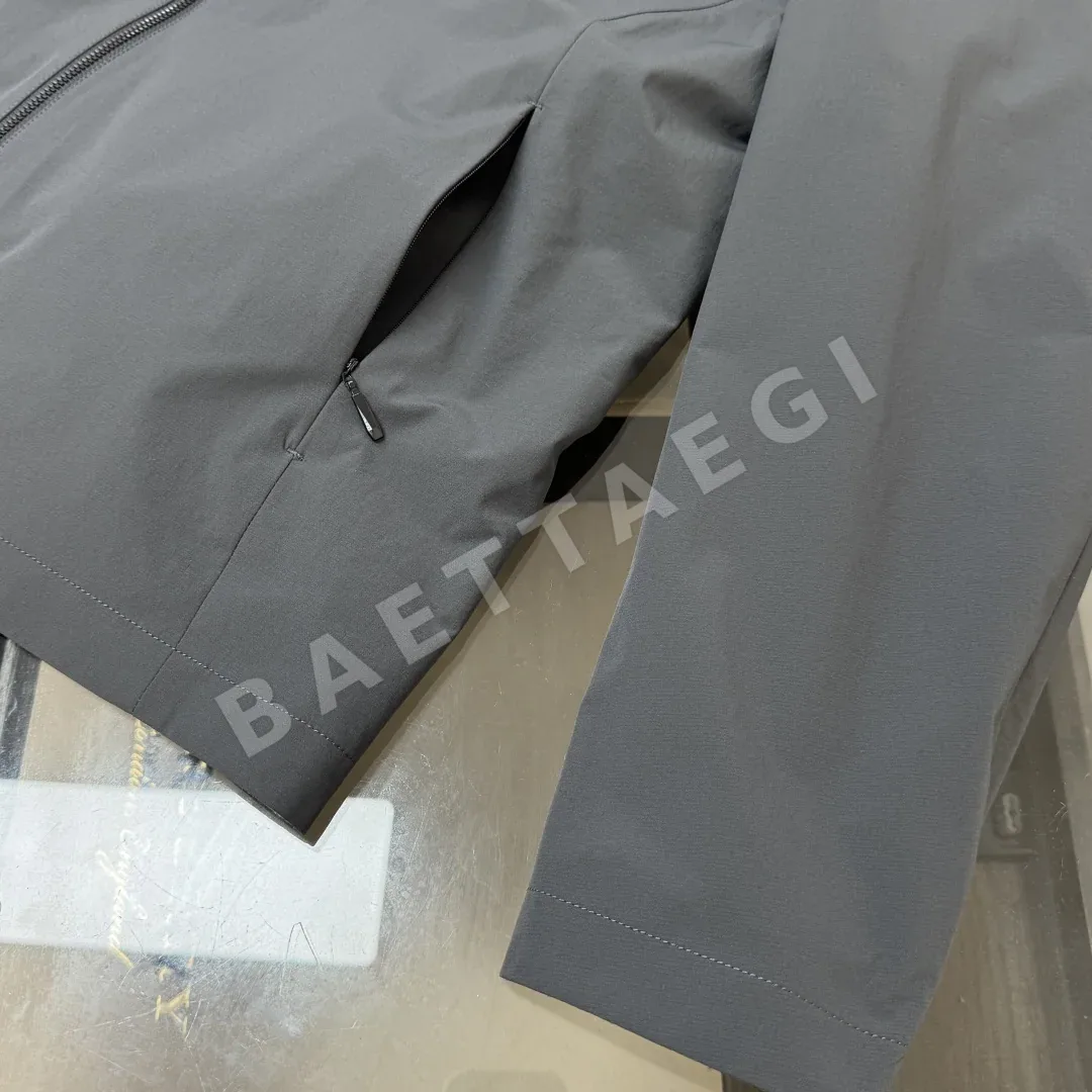 로로피아나 클래식 스탠드 카라 리버시블 남성 자켓 상세 이미지 8