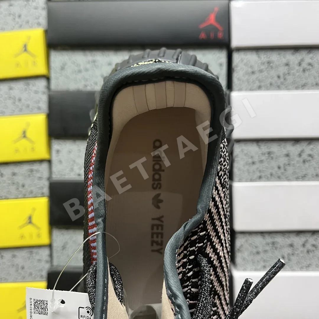 아디다스 [R] 이지 부스트 350 V2 FX5190 200757 Adidas Yeezy Boost 350 V2 상세 이미지 7