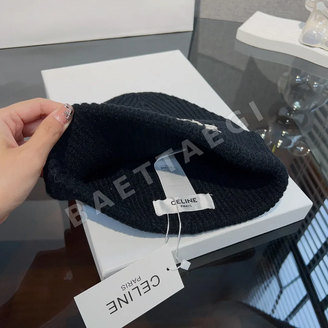 셀린느 자수 니트 비니 모자 상세 이미지 6