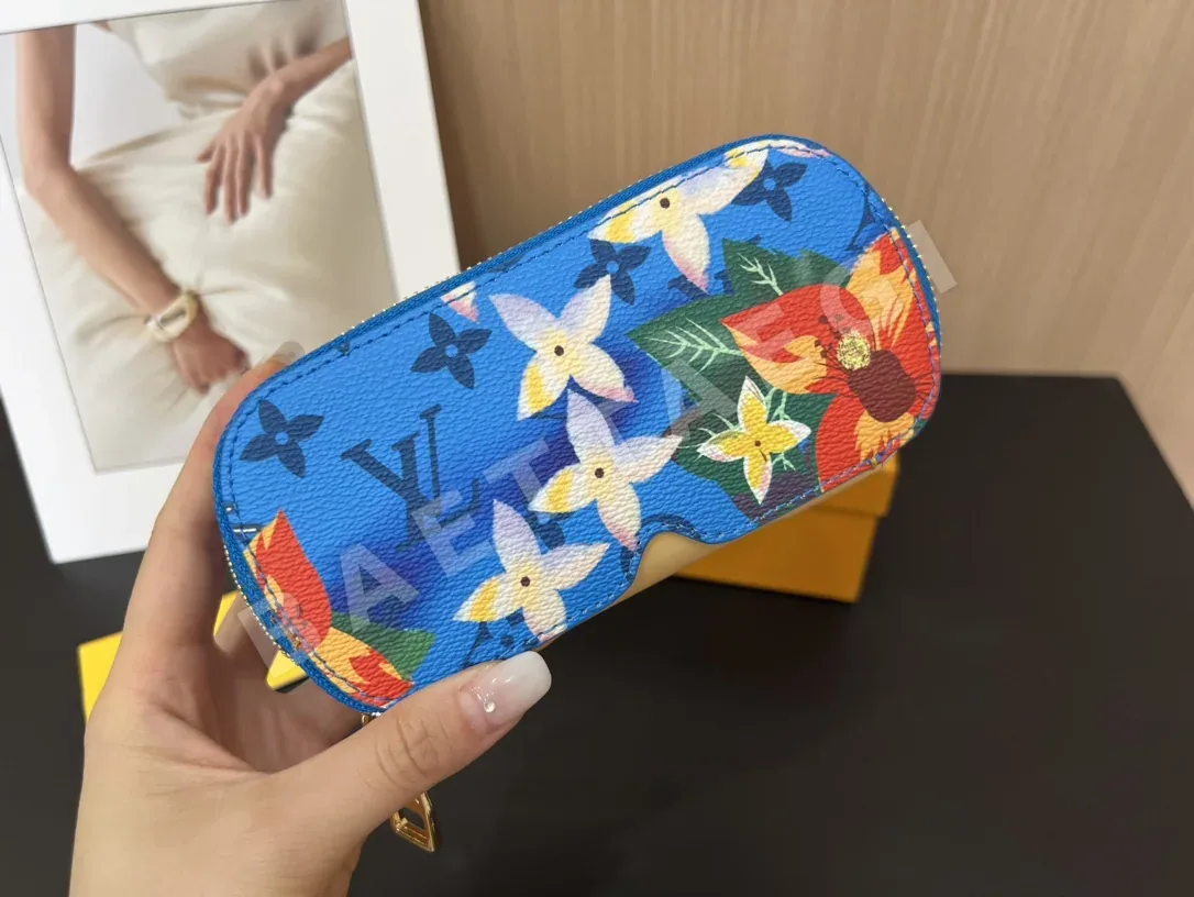 루이비통 키링 160220 Louis Vuitton Accessories