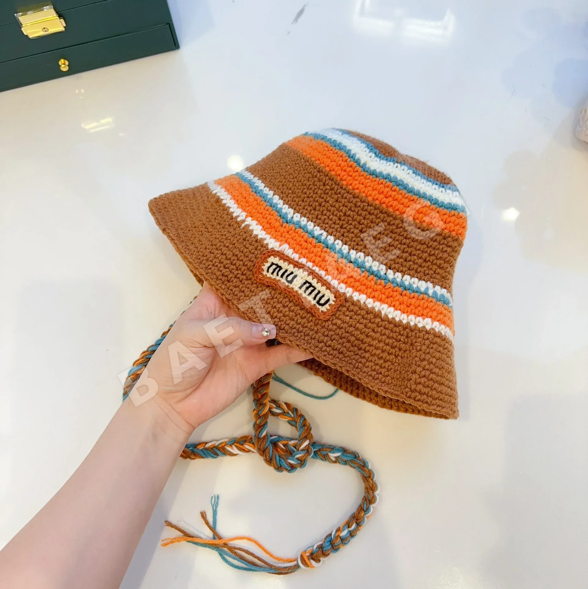 미우미우 모자 81137 Miu Miu Cap 상세 이미지 8