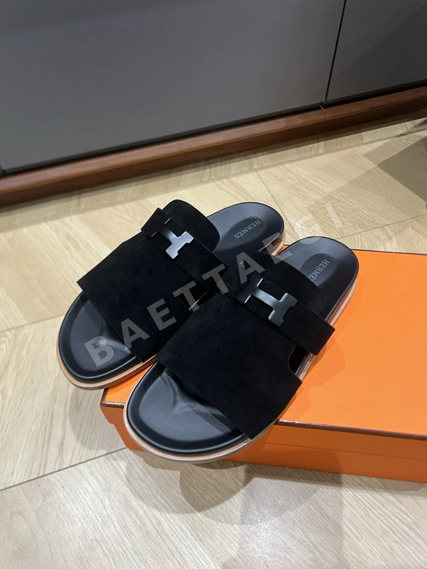 에르메스 조레스 샌들(Hermes Jaures Sandal) 108154