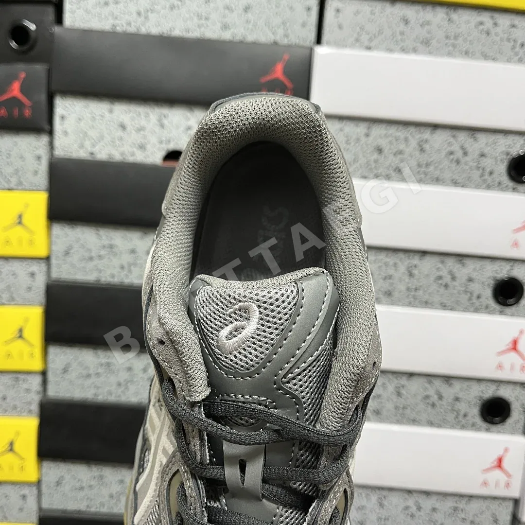 아식스 [RT] 젤 NYC 1203A617-020 200373 Asics Gel-NYC Cement Grey 상세 이미지 6