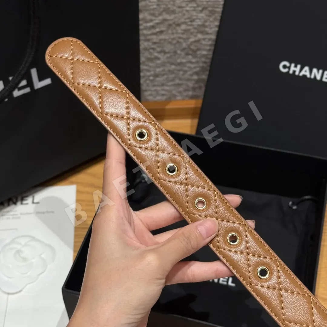 샤넬 더블 C 메탈 로고 램스킨 벨트 상세 이미지 5