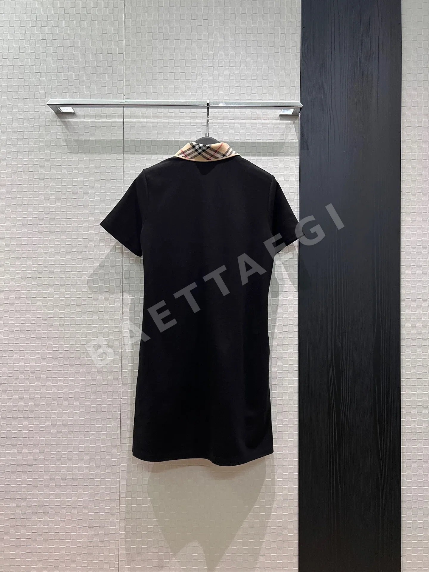 버버리 체크 카라 폴로 원피스 상세 이미지 8