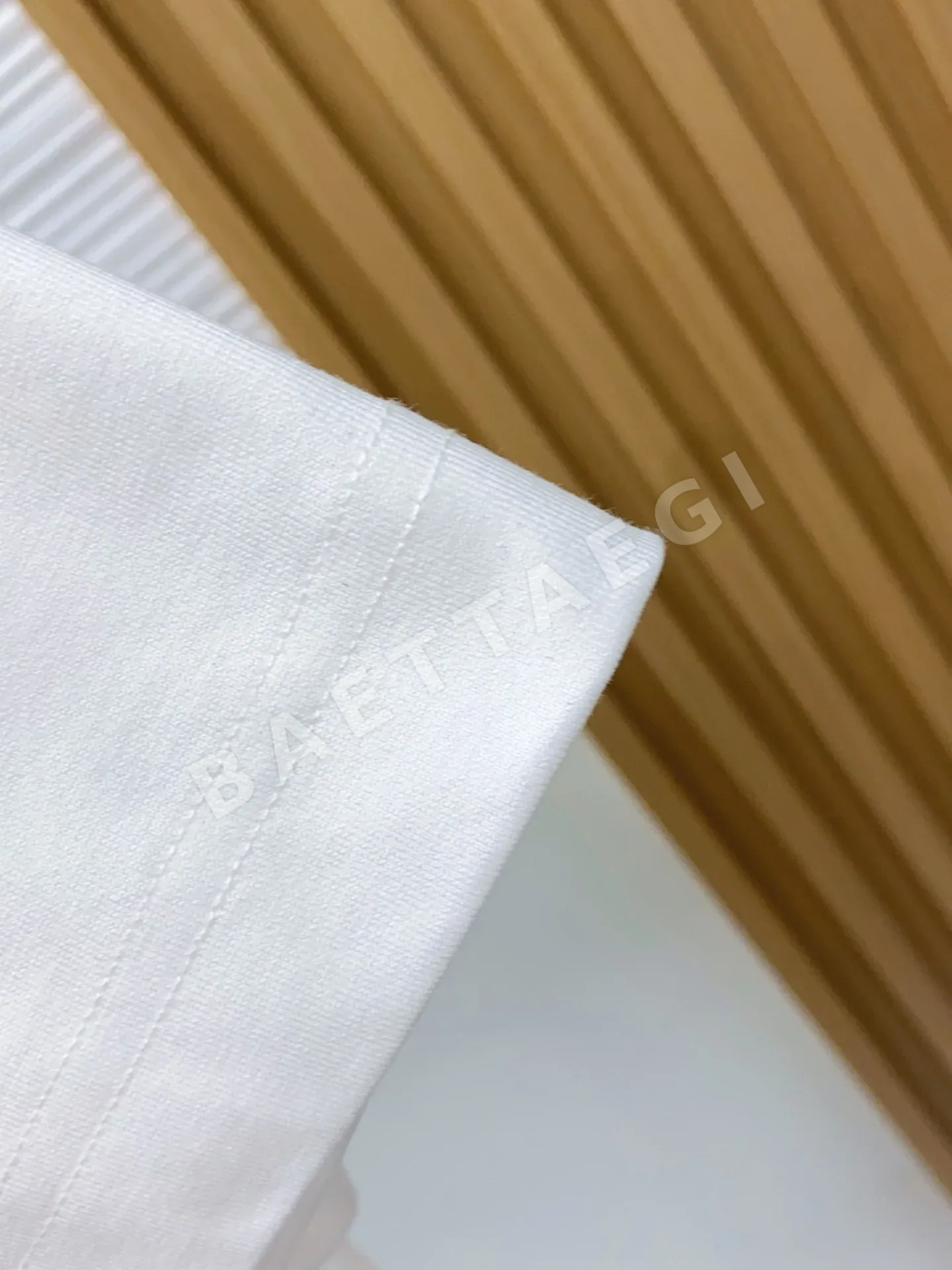 디올 남성 코튼 라운드넥 반팔티 상세 이미지 6