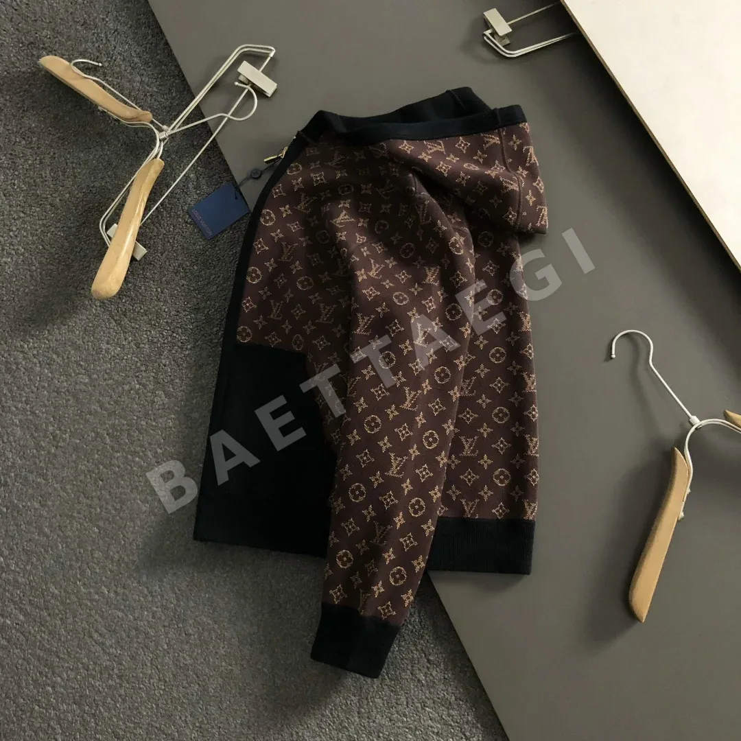 루이비통 브라운 모노그램 니트 리버시블 자켓 166641