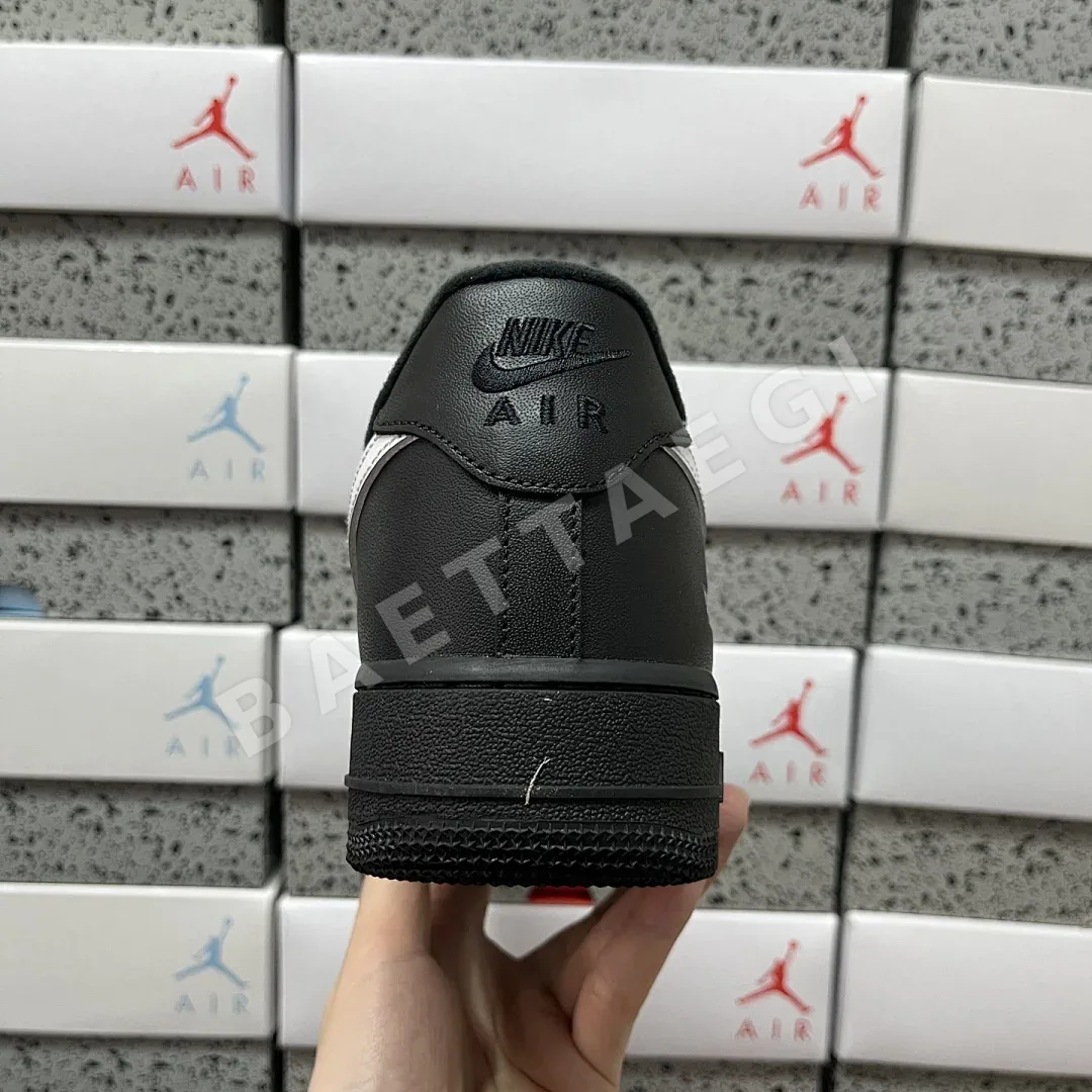 나이키 [MAX] 에어 포스 1 로우 CU9225-002 201088 Nike Air Force 1 Low Supreme Black White 상세 이미지 3