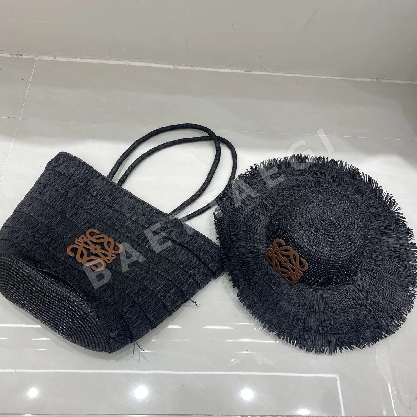 로에베 모자 상세 이미지 2